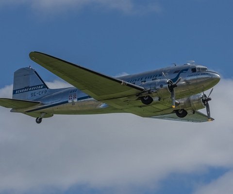 >Douglas DC-3